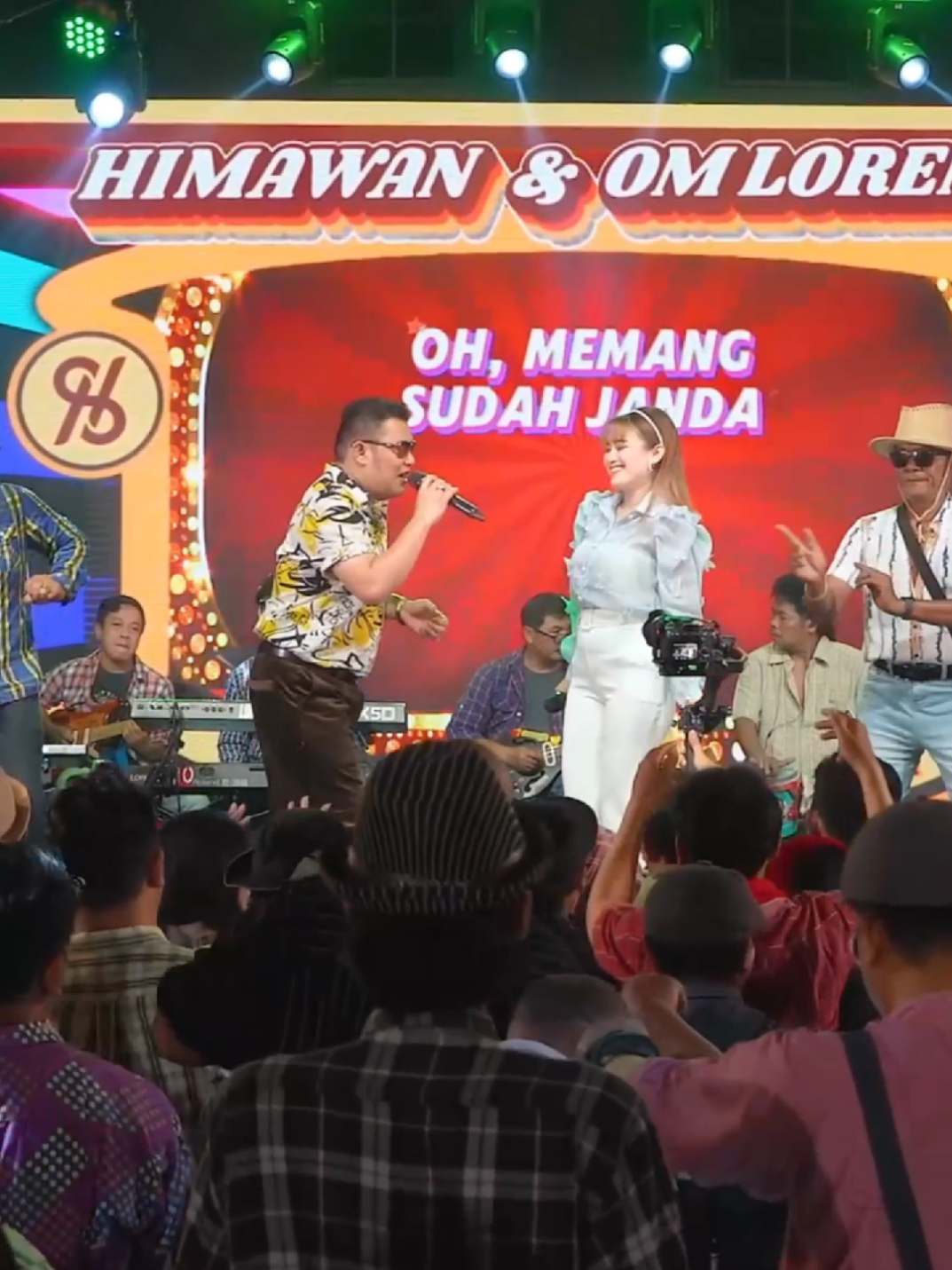 Gadis Atau Janda - Shepin Misa ft Sahli Himawan  akan tayang di yt channel HIMAWAN MUSIC #gadisataujanda #shepinmisa #sahlihimawan #himawanmusic #music #fyp #genredangdut__ 