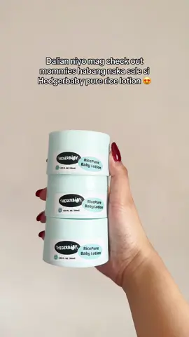 Sobrang ganda nito sa skin ni baby kaya naka tatlong empty box nadin ako :)) #hedgerbaby #hedgerbabyricepurebabylotion #babylotion #babycream #hedgerbabyricepurebabylotion 