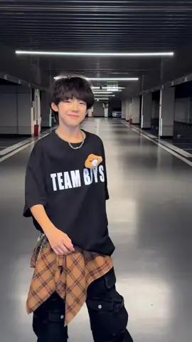 今天是棕色系🤎 #养成系 #10后 #小雨摇7 #Austin