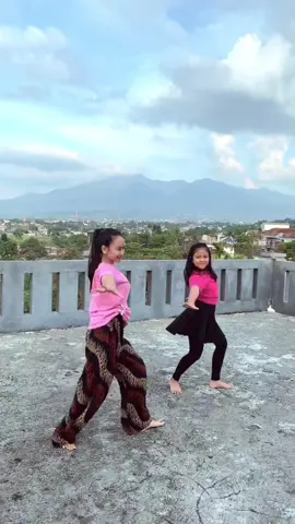 alisya dari jakarta latihan privat ke bandung 😅🙌