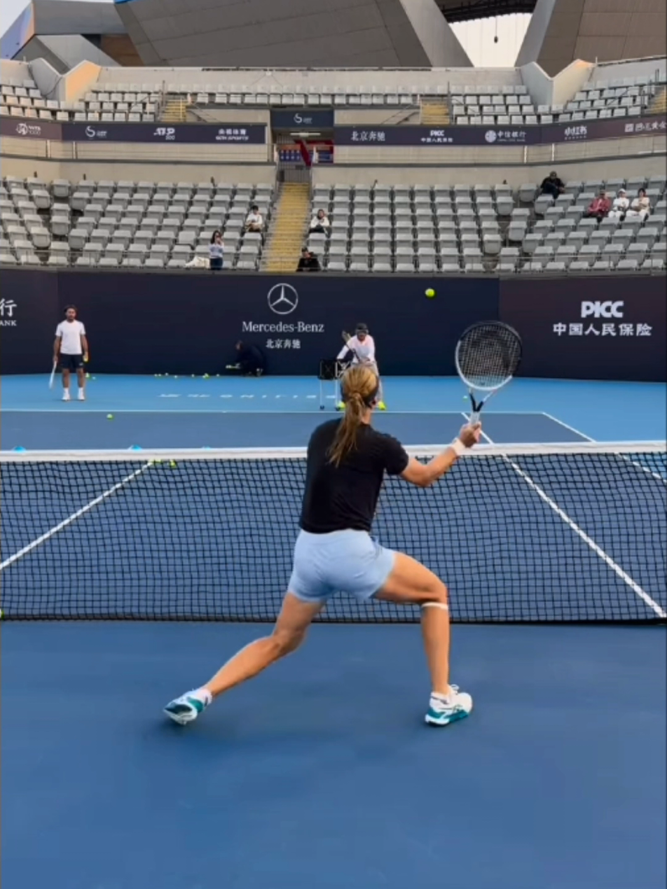 Entrenamiento de volea con @lyuda_samsonova_ en IG 🔥🎾 #tennis #tenis #tennisplayer #tennistiktok 