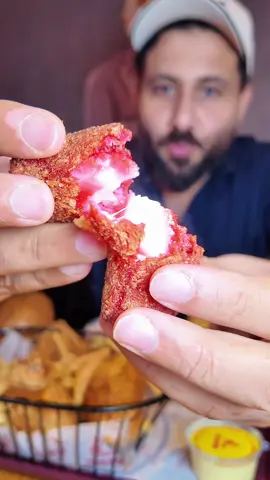 Cluckin Main PIA Road #broast#Foodie #foodvideo #haseebee #foodiesoftiktok #chicken #food #foodvlog #foodvlogger #friedchicken #fastfood #restaurant #foodreview #spicy #foodlovers #tiktokfood 