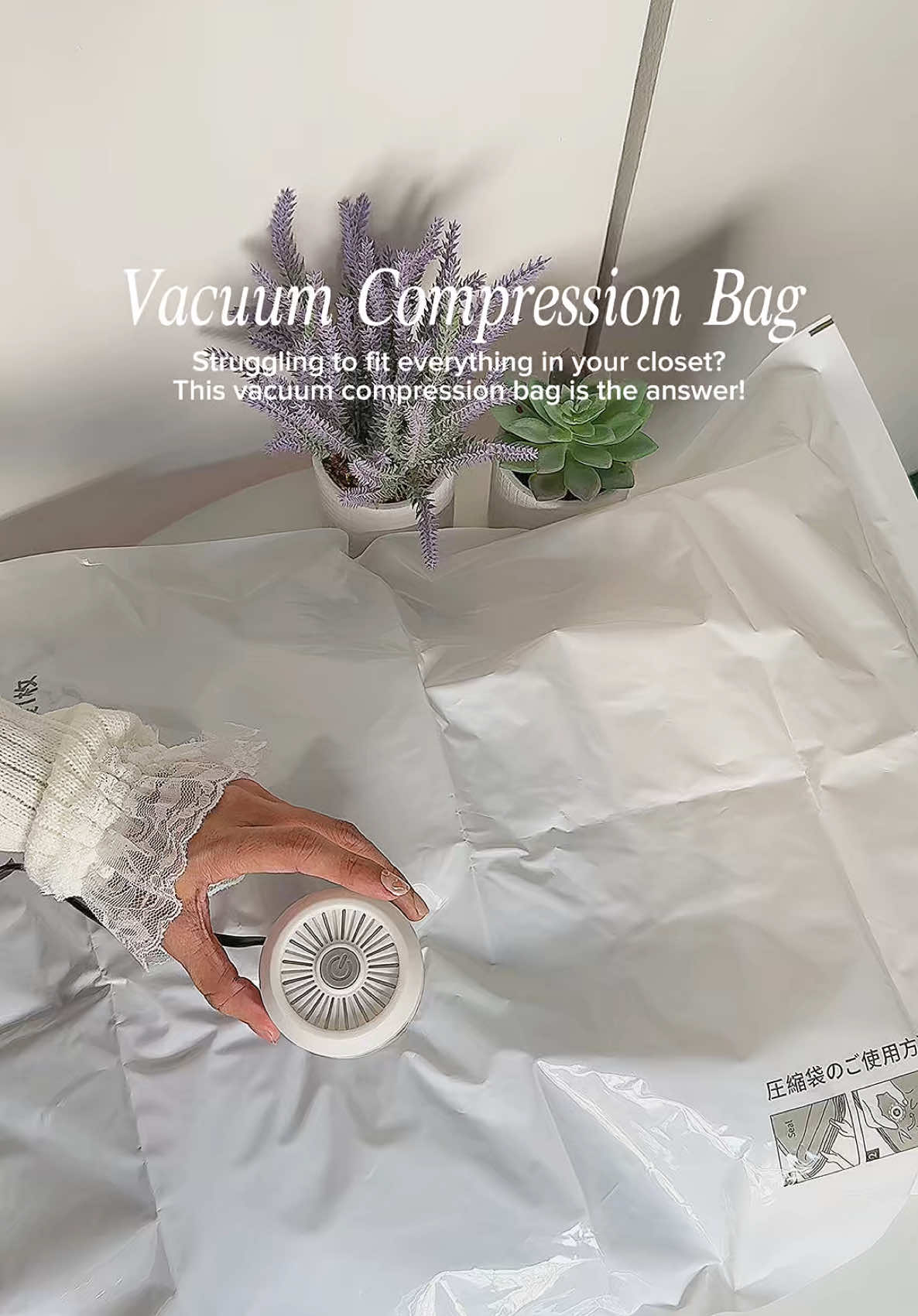 Vacuum Compression Bag for clothes #vacuumcompressionbag #vacuumstoragebag #homeessentials 