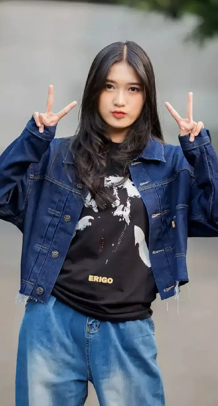 bagi2 foto Onyiell #fypage #foryou #fyppppppppppppppppppppppp #bismillahfyp #bapackoniel🤓 #onyieljkt48 @oniel🤓 @JKT48 