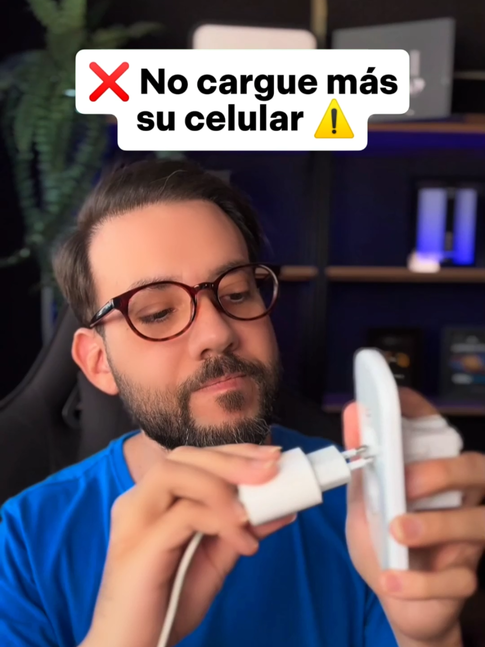 ⁉️La batería de su celular no le dura nada? Intente esto ⤵️ ✅ Vaya a Configuración → Internet y redes (o Wi-Fi) → Uso de datos ✅ Active el ahorro de datos para evitar que apps gasten batería sin necesidad ✅ Luego, entre al menú de Batería y active el modo ahorro de energía ✅ Por último, busque Batería adaptable o Inicio en segundo plano y actívelo también 🔥 Así evitará que las apps sigan consumiendo batería cuando no las está usando. Comparta este tip con alguien que siempre anda buscando cargador y sígame para más contenido como este. 🚀