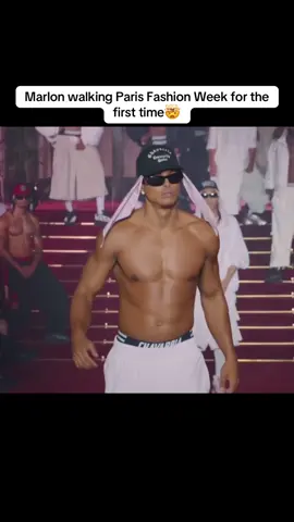 Dripped out #marlon #stream #clips #viral #trending #explore #clipper #twitch #foryou #fyp #fit #model #modeling #Runway #drip #luxury #fashion #brand #money #rich #hype #designer #twitch #paris #sweden #fashiontiktok 