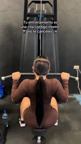 No te falles al compromiso contigo mismo 💪🏻#tropicoqueta #gym #motivation 