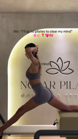 רק אני ככה?😂🩰🌷💖 @seeya.active   #overthinking #hotpilates #pilates #pilatesprincess #overthinking #pilatesworkout #pilateslovers #fyp #hotpilates #reformerpilates #FYP #viral #pilates#pov #relatable #pilatesgirl 