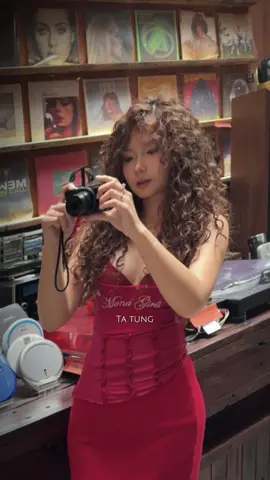 Xì pam cho đến khi nèo cí tóc nì nó vai rồ