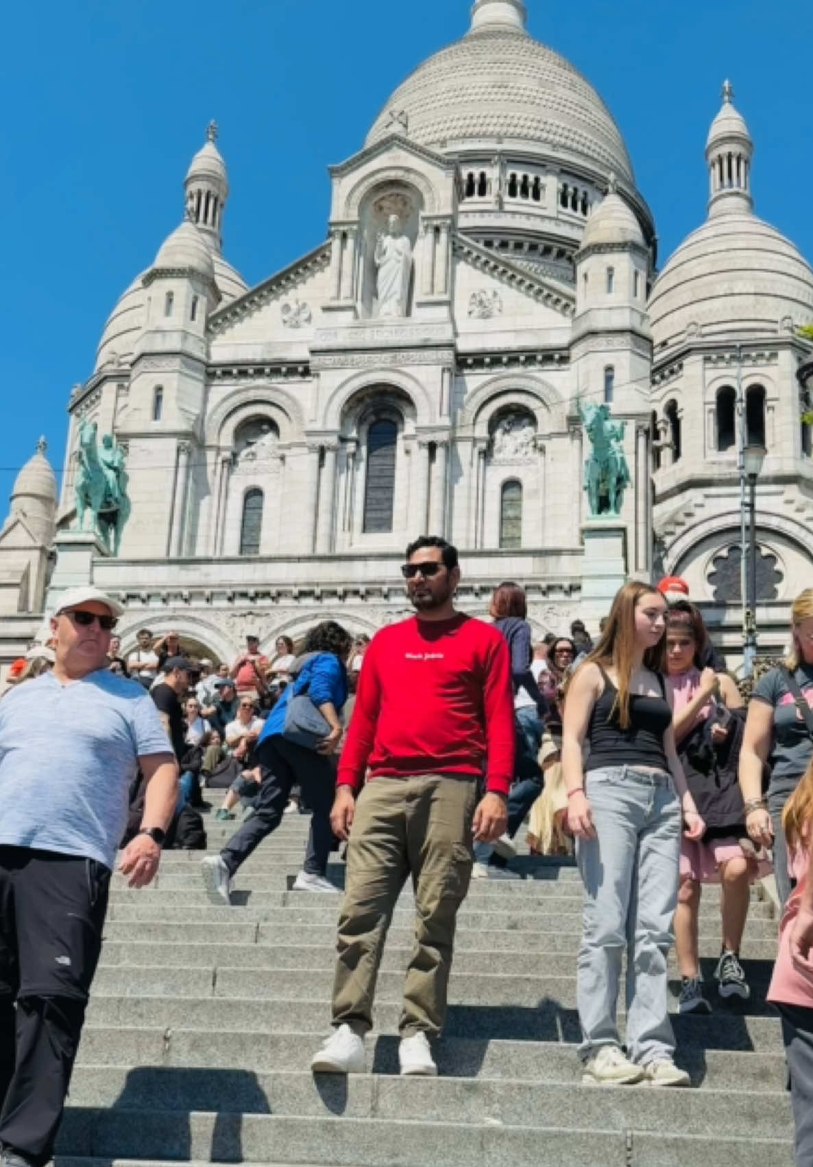If someone challenge me so i do it and I don’t care 🤷‍♂️🇫🇷🗼📍 #fyp #CapCut #videoviral #tiktok_india #tik_tok #foruyou #dubai #loveyou 