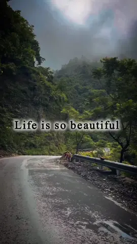 Life is so beautiful 😍 #travel #foru #foryoupage #fyp #viral 