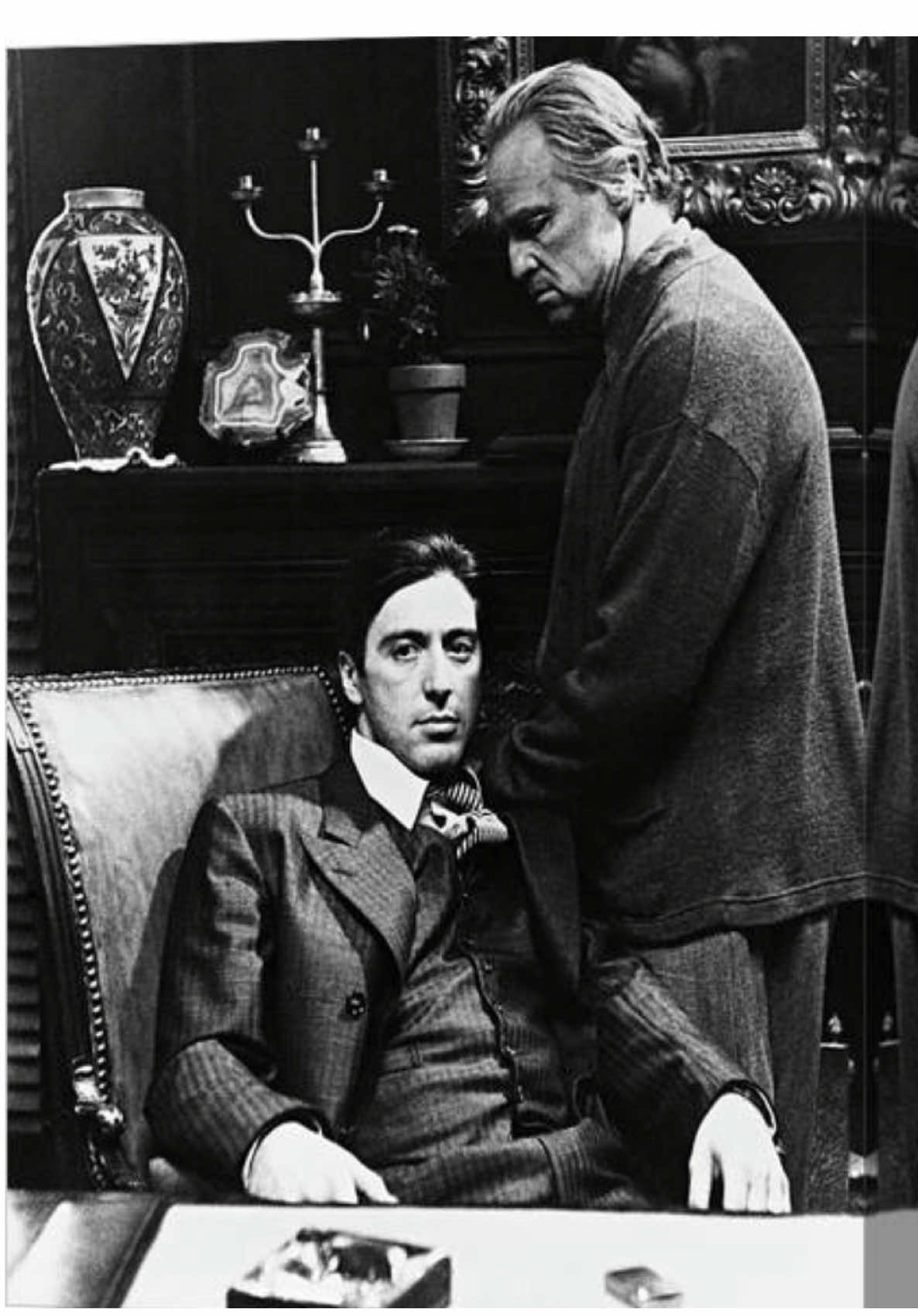 «إيَّاك أنْ تنحاز لأحد ضد عائلتك أبدًا». #godfather #michaelcorleone #don #vitocorleone #fyp #foryou #foryoupage #fypシ #fyyyyyyyyyyyyyyyy 