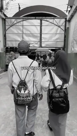 nih yang request smash @diego_rahmat_afandi @ariesta186 @its.smshbhngks #smash #smash110 #suzukismash110 #smash110komorod #smashjogjastyle🙌 #suzukigank🚀 #suzukigank🤙 #suzukiindonesia #suzuki #xybcaz #4u #fyp 