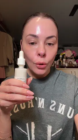 This new L’Oréal Collagen bounce is like milky toner meets milky plumping serum and the price is insane. It has Collagwn, glycerin, squalane and it’s a perfect ore makeup prep #loreal #collagen #matureskinmakeup #makeupprep #TikTokShop #affordableskincare #affordablebeauty #skincare #makeup 
