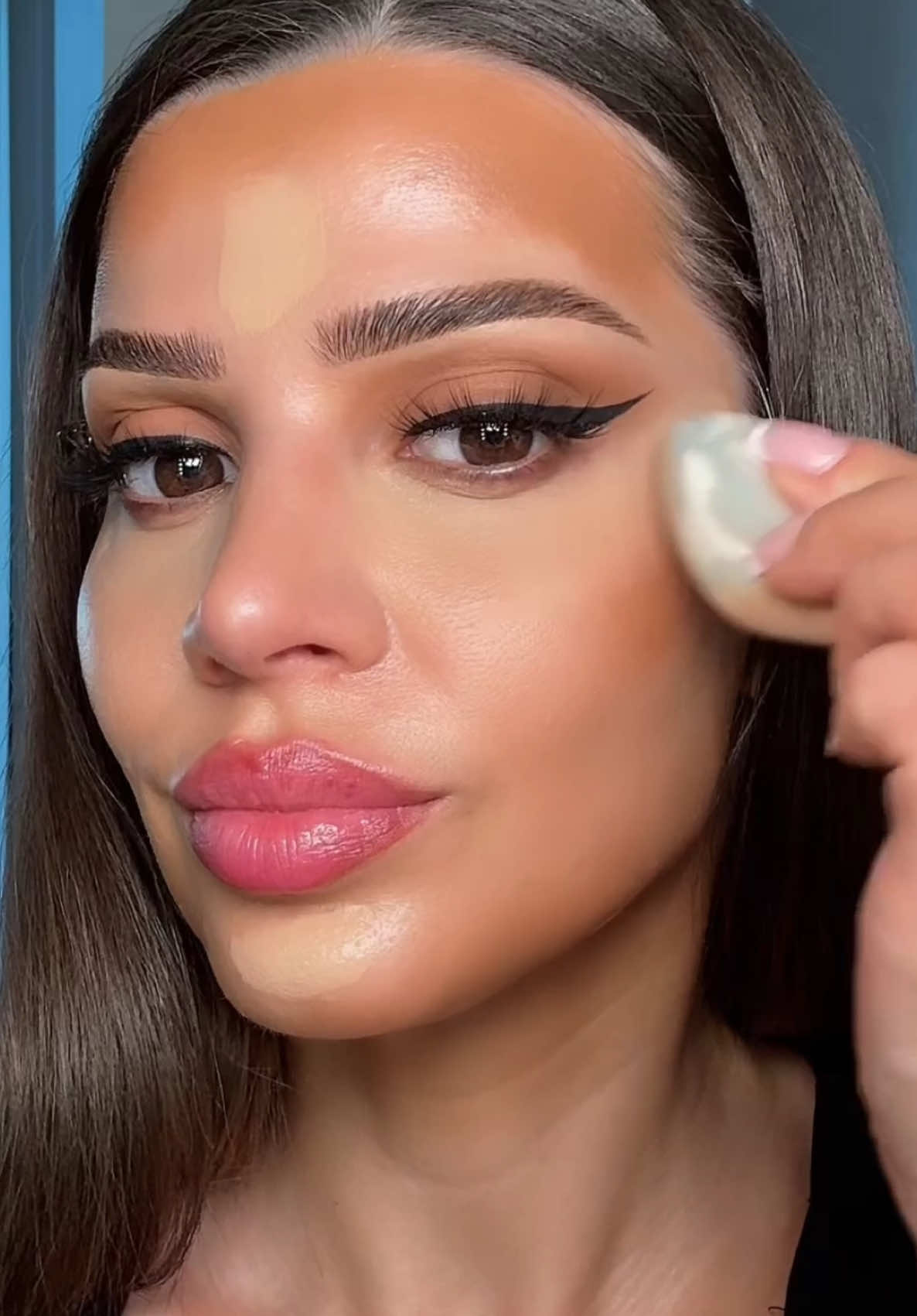 Full Face Beat🤍 @maccosmetics Strobe Dewy Skin Tint “medium 1” @NARS Cosmetics Radiant Creamy Concealer with Medium Coverage “custard” @LYS Beauty No Limits Cream Bronzer and Contour Stick “harmony” @Naked Sundays SPF50 GlowBalm Mineral Peptide Stick “pink pop” @Charlotte Tilbury Airbrush Flawless Finish Refillable Setting Powder “1 fair” @NYX Professional Makeup Buttermelt Pressed Powder Blush “u know butta” @ONE SIZE BEAUTY Powder Melt Glass Setting Spray #makeup #makeuptutorial 