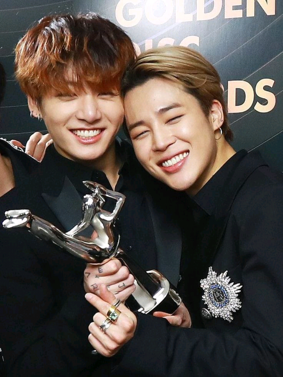yes, only you🙂‍↕️🫠 . . . #jikook #kookmin #minkook #minkookie #jimin #jungkook #jiminbts #jungkookbts #jiminedit #jungkookedit #fy #kesfet #army #bts 