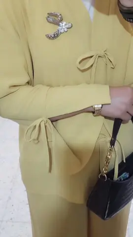 ✨ Look du jour : Douceur & Élégance ✨ Craquez pour ce set fluide  