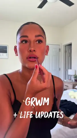 long time no chattttttt 🥹 i missed y’all…how y’all doing? #grwm #getreadywithme #lifeupdates #makeup #chitchat 