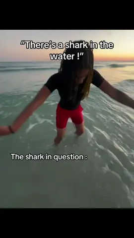 LMAOOO my hg sent me a TikTok like this and I knew I had to recreate it 😂 the og TT: @buhhnanatalks #wlw #shark #relateable #fyp #sharkin @z0wdafl0w 