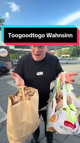 #toogoodtogo Wahnsinn / diese Tüte bricht alle #rekorde und das ganze für 3€ - die #totaltankstelle hat maßlos übertrieben - was sagt ihr? #cafebonjour hat sich gelohnt? @Too Good To Go @Too Good To Go DACH #scheidingslagerverkauf 