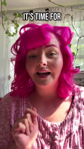 You heard it here first, it’s banana clip time! #90shair #90shairstyle #bananaclip #millennialsoftiktok #y2kaesthetic #y2kfashion 