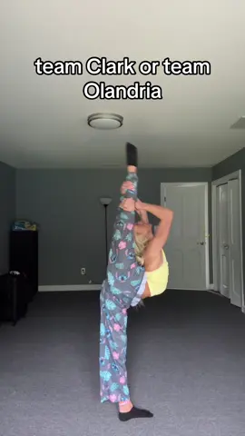 Two worlds collide #beatles #LoveIsland #cheertok #fypp #olandria #clarke #cheerleadersoftiktok #rockstarcheer #floorstunt #blily 