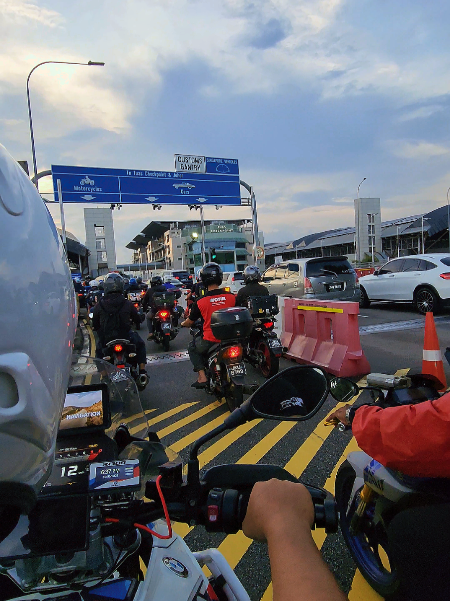 Kepada Members Yang Suka Hisap Rokok...😝