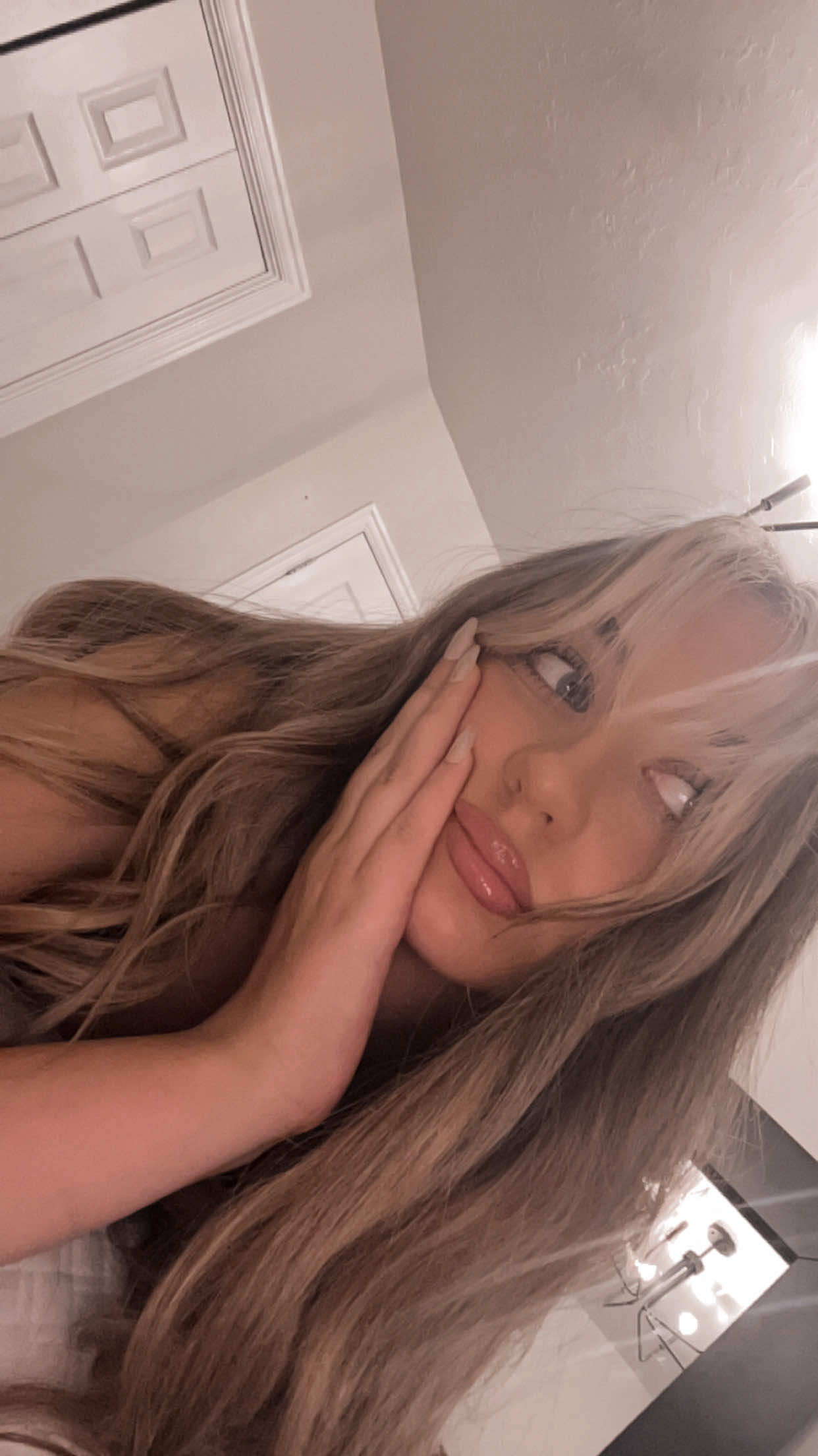 This just MY opinion/experience on the beauty standards here. These experiences might be different for someone else. If anything just know that you can still be beautiful and not fit the beauty standard !!! 🫶 #utahbeauty #utahbeautystandards #loveislandusa #beauty #plasticsurgery 