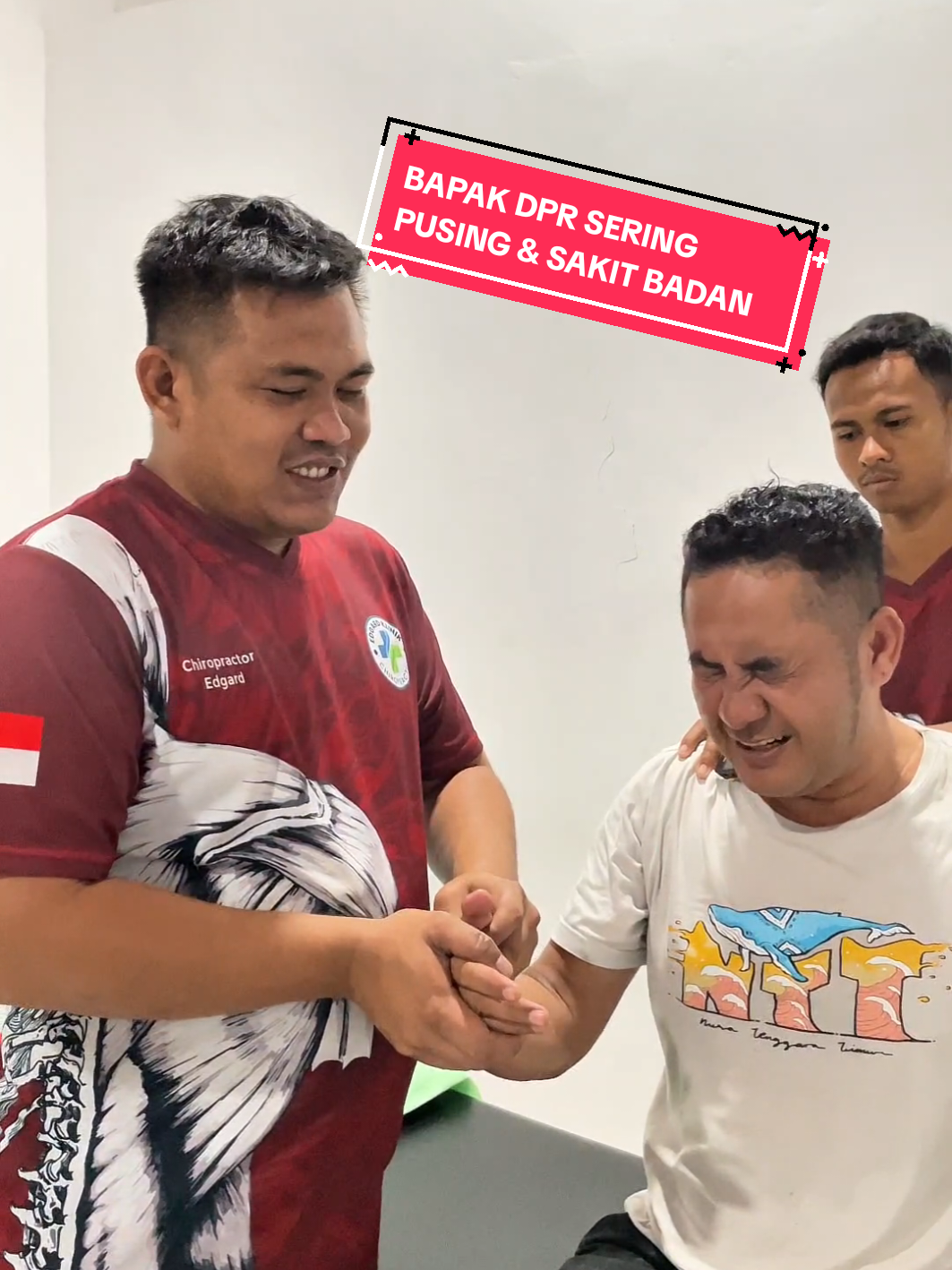 Terapi_Chiropractic badan sering pegal-pegal Ternyata #kretektulang #kretekkupang #kretekkretek #kretek #fyppppppppppppppppppppppp #fyp #fypage #chiropractortiktok #edgardklinikchiropractic #kretekkotakupang #karpal #lowerbackpain #lbp #hnp #neckpain 