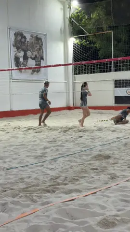Jogo futvôlei Julia pimentel e bernardo cacella