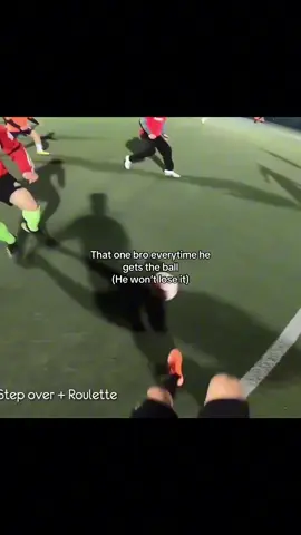 #fyp #footballtiktok #povfootball #foryoupagе #fypppppppppppppp #usatok #usasoccer #usafootball #soccertiktok #bro #dribblingskills 