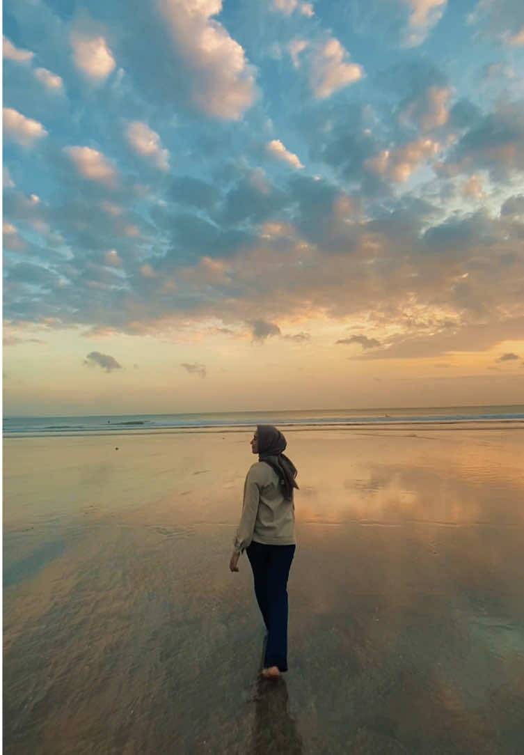 Mencoba berdiri sendiri meski harus mencoba berkali-kali 🍀 #bali #fyp #CapCut 