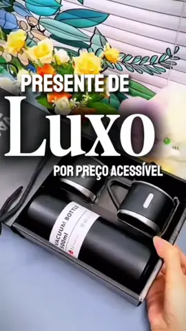 Esse é o presente perfeito: garrafa térmica com xícaras e já vem com caixa luxuosa pronta pra entregar! é aquele tipo de mimo que impressiona  🛒 Clique no link e escolha a sua cor preferida! #PresenteLuxo #AchadinhosTikTok #GarrafaTérmicaInox #CestaDePresente #PresentesCriativos #PresenteDeAniversario #presente #tiktokshop #CopoElegante #tiktokshopbr 