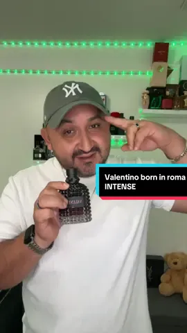 El mejor perfume de este 2025 😍una ricura 🤣#TikTokShop #tiktokshopfinds #valentinoborninromaintense #fyp #parati #fypシ #paratiiiiiiiiiiiiiiiiiiiiiiiiiiiiiii #fypシ 