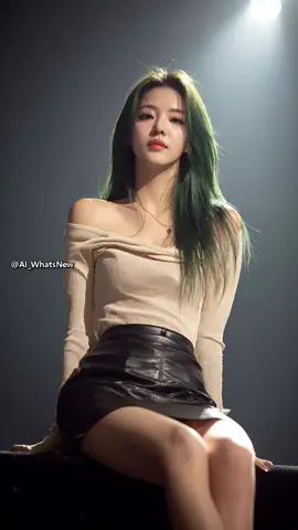 레더무드💋 ➜ 오프숄더 니트와 가죽 미니스커트로 연출한 도발적 글램룩 ➜ Glamorous edgy look with off-shoulder knit & leather mini skirt #한국어 #English #日本語 #베트남어 #Español #Português