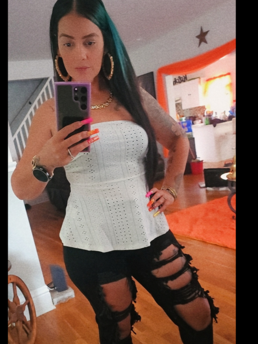 Trokera mas linda 💚 #tutrokerafavorita #trucker_beba #860 #hartford #connecticut #boricua #alwaysfresh #siemprelinda 