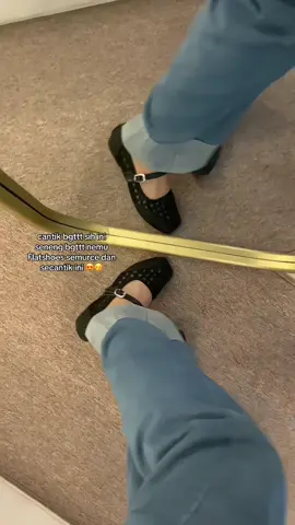 #flatshoes #flatshoescantik #flatshoeswanita #flatshoesmurah 