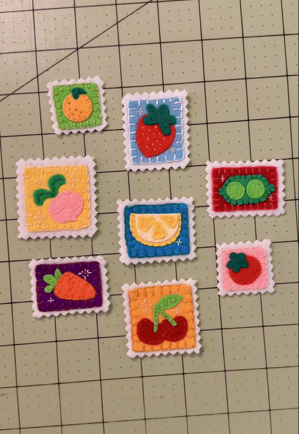 I figured out how to use my Cricut to help make these little felt stamps! It’s a real game changer tbh 😭 I will never get over the fact that someone spent their hard earned money on something I made. I couldn’t be more grateful 💗💗💗 #felt #sillyproject #craft #crafttok#easy #easyproject #handmade #project #inspiration #fruit #tote #patches #mariahmakes   