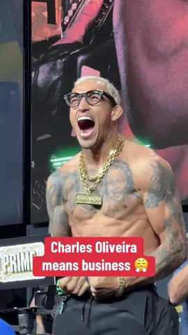 THE INTENSITY IN HIS EYES 🔒 #UFC317 #UFC #MMA #CharlesOliveira #IliaTopuria 