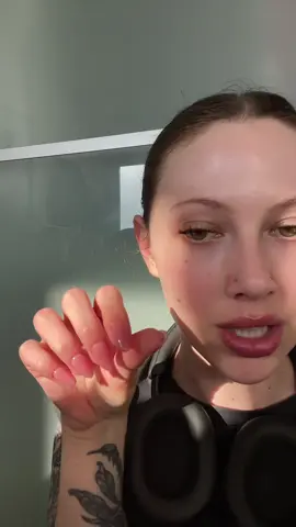 I feel like no girl talks about the pain of gel-X nails😩🫩  #fyp #losangeles #gelxnails #nailsdone #pale 