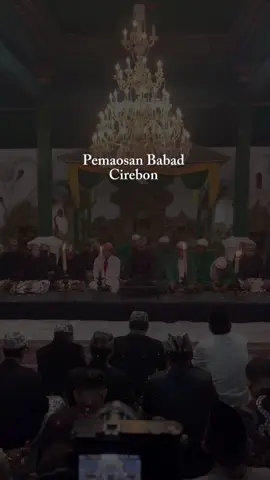 Keraton Kesultanan Kanoman Cirebon “Pemaosan (Pembacaan) Babad Cirebon Sejarqh Cirebon” 1 Suro Kliwon Dal 1959, Yang di Pimpin langsung Oleh : K.G.S.R Muhammad Emirudin Sultan Kanoman Ke XII dan Di Dampingi Oleh Pangeran Patih Muhammad Qodiran #cirebon #keratonyogyakarta #keratonsolo #keratoncirebon #fyp#1suro 