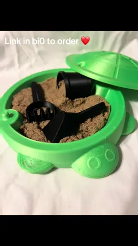 I cannot stop playing with this new mini sandbox! #turtle #sandbox #asmr #unboxing #neeproductalert #newproduct #shopsmall #helpme #debtfree #buyme #desktoptoy #fidgettoys #calmdown 