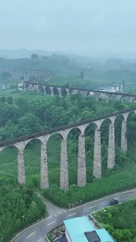 重庆规模最大的渡槽，涪陵红星渡槽，全靠人力肩挑背扛修筑而成，向老一辈劳动人民致敬。#旅行推荐官 #渡槽 #文物古迹