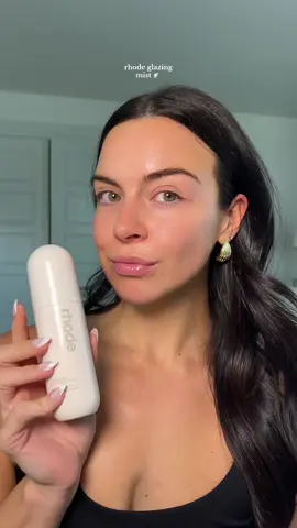 NEW glazing mist by @rhode skin — love 🪽 #glazingmist #rhode #rhodeskin #haileybieber #skincare #facialmist #toner #facialspray #skincareroutine #viralskincare #viralmakeup 
