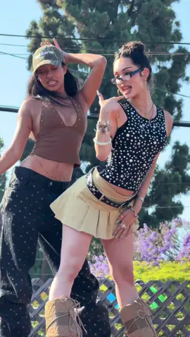 “m.i.a” @KATSEYE, fan tailgating experience | hollywood, ca | june 27, 2025 #katseye #gnarly #beautifulchaos #concerttok #fyp #livemusic