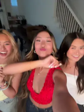 w my girls 😚 #asianglow 