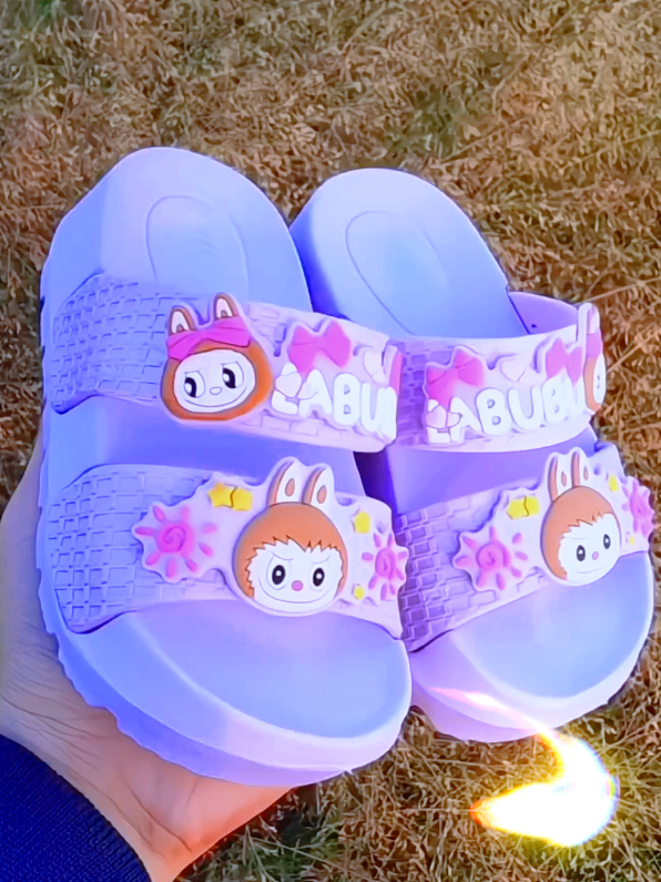 Cantik banget !!! 🤩 sandal selop anak cewek karakter labubu ✅ #sandalanakceweklabubu  #sandalanakmurah #sandalanakcewek #sandalviral #sandalanakperempuan #xyzbcafypシ 