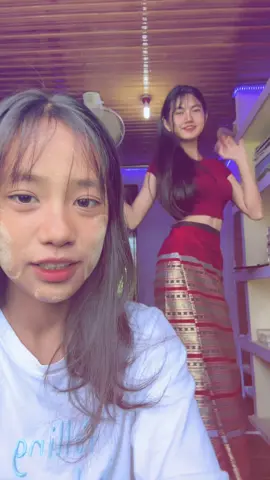 @🦋Moh Moh Won🦋 တစ်နာရီတစ်ခါကွယ် ဆက်မယ်😔💕