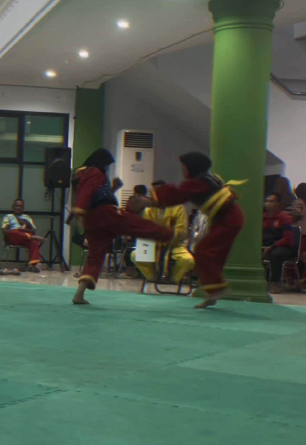 salah satu dri siswa2 kami yg berpotensi menunjukkan perubahan baik nya.  Power naik, kita asah tekhnik lg yak. Izin coach @fawzy 👌  Izin ayah @SriTam kita posting video nya dsini.. @a~🫶💐  #tapaksuci #pesilat #tapaksuciputeramuhammadiyah #KejurwilTS2025 #trending #fypシ゚ #pesilatindonesia #tspm 