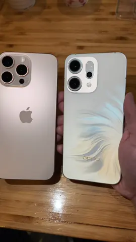 Tui xin lỗi team Táo, nhưng mà OPPO Reno14 Đuôi cá này 